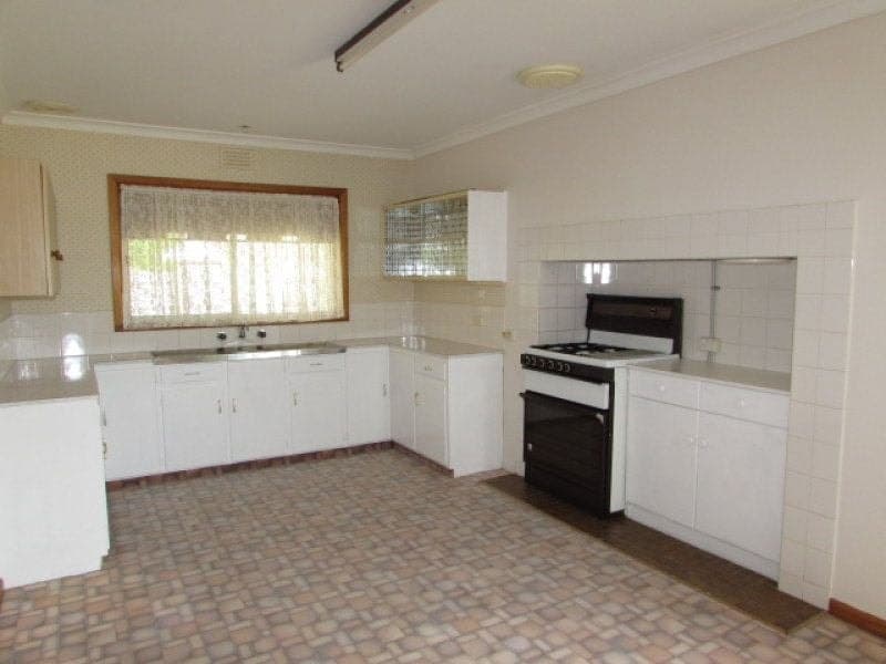 25 Wheeler Street, Castlemaine, Castlemaine - Thumbnail 4