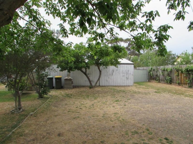 25 Wheeler Street, Castlemaine, Castlemaine - Thumbnail 7
