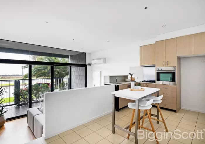 107/49 Beach Street, Port Melbourne, VIC, Port Melbourne - Thumbnail 4