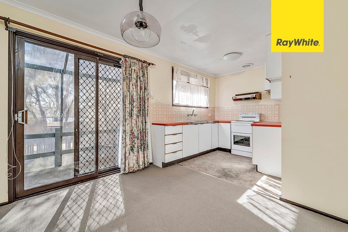 4 Burdon Place, Holt ACT 2615, Holt - Thumbnail 3