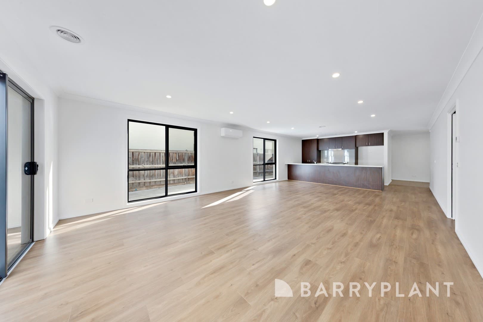 11 Florida Court, Burnside Heights, VIC 3023, Burnside Heights - Thumbnail 3