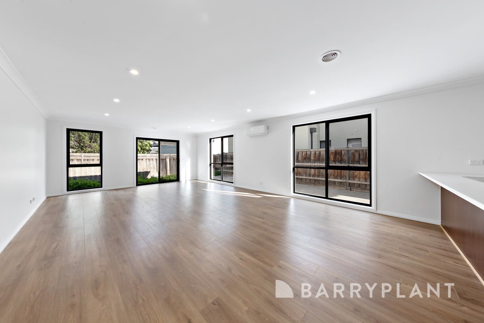 11 Florida Court, Burnside Heights, VIC 3023, Burnside Heights - Thumbnail 4