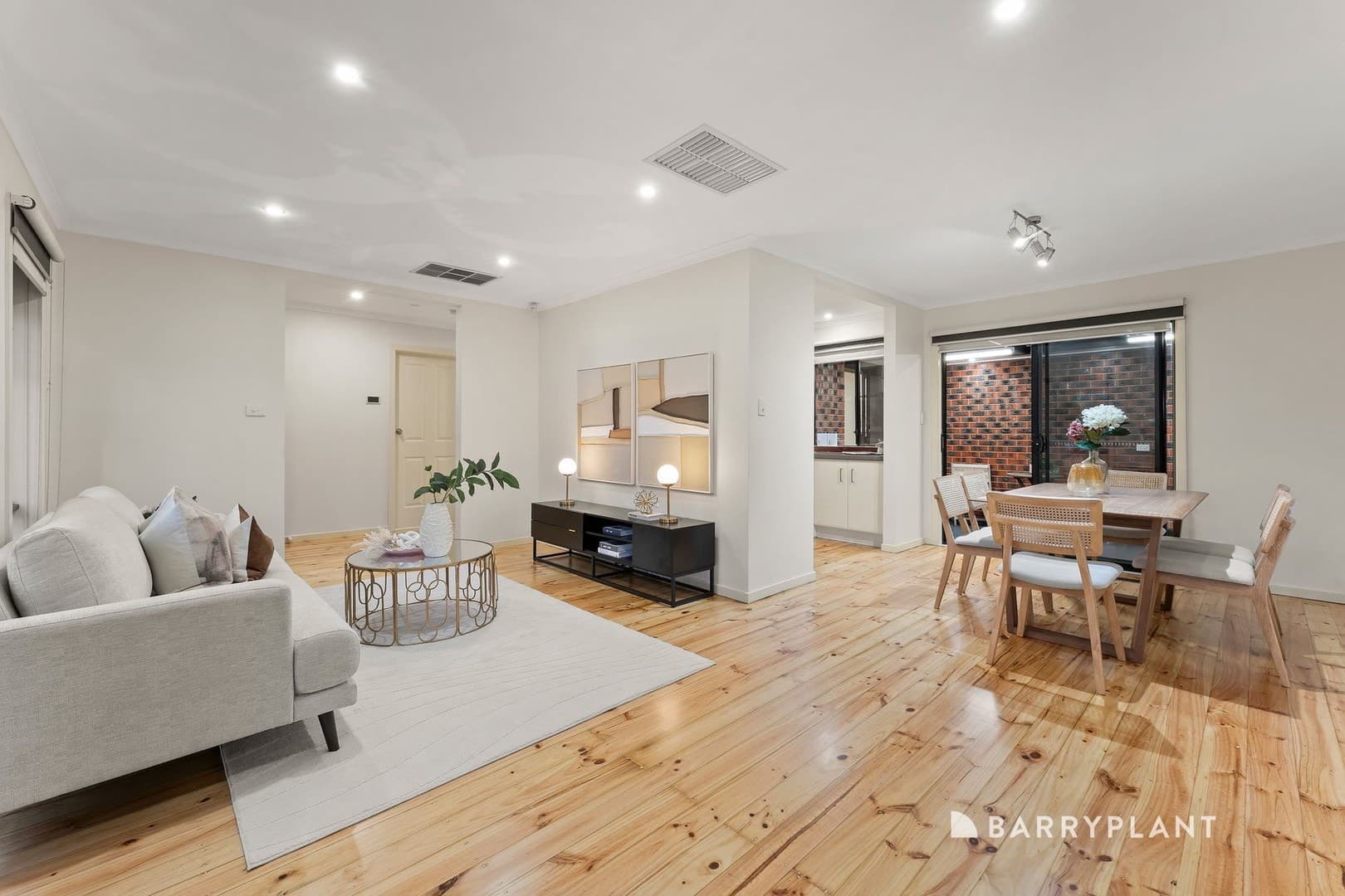 14 Carisbrooke Court, Wantirna, VIC 3152, Wantirna - Thumbnail 3