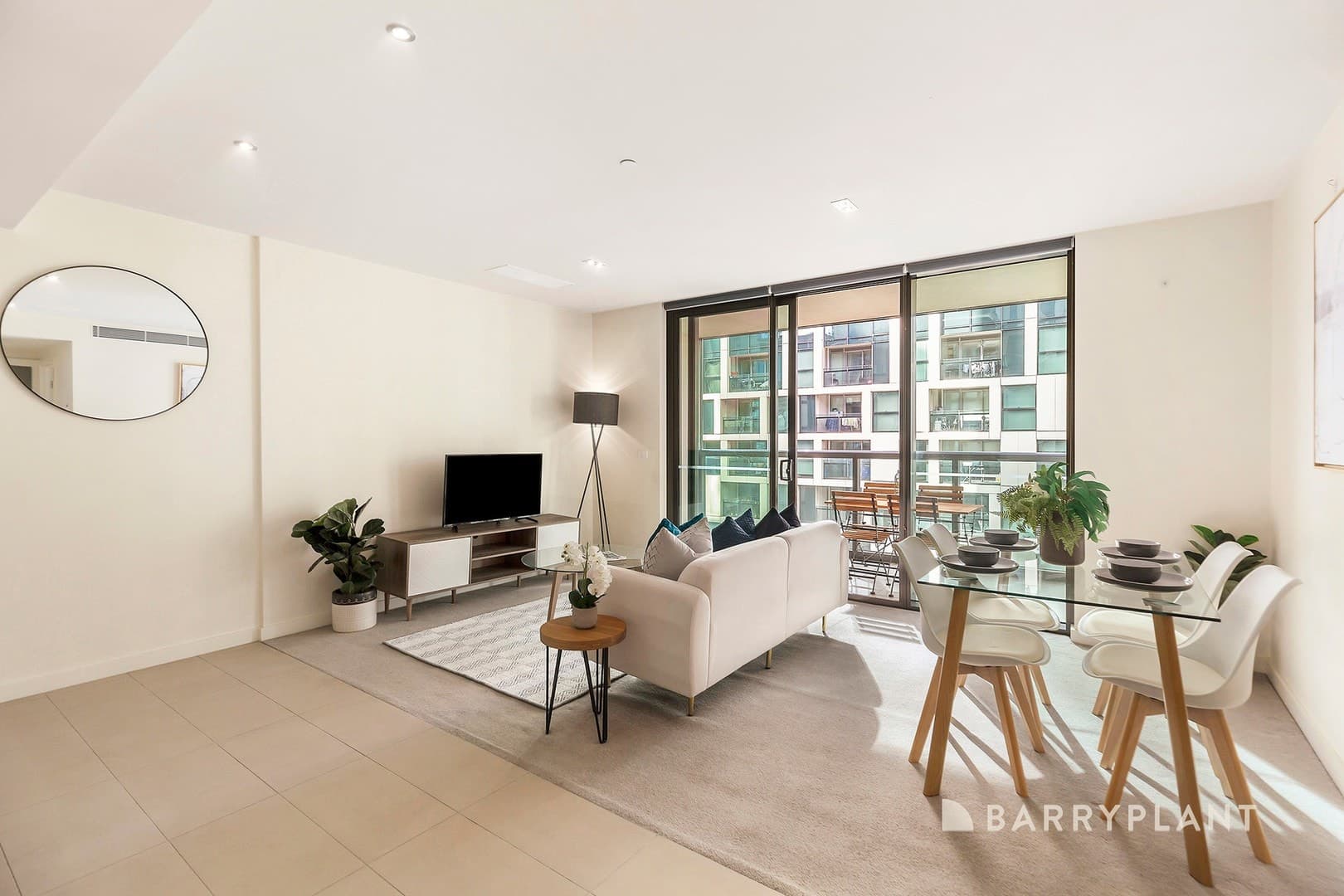 7C/8 Waterside Place, Docklands, VIC 3008, Docklands - Thumbnail 2