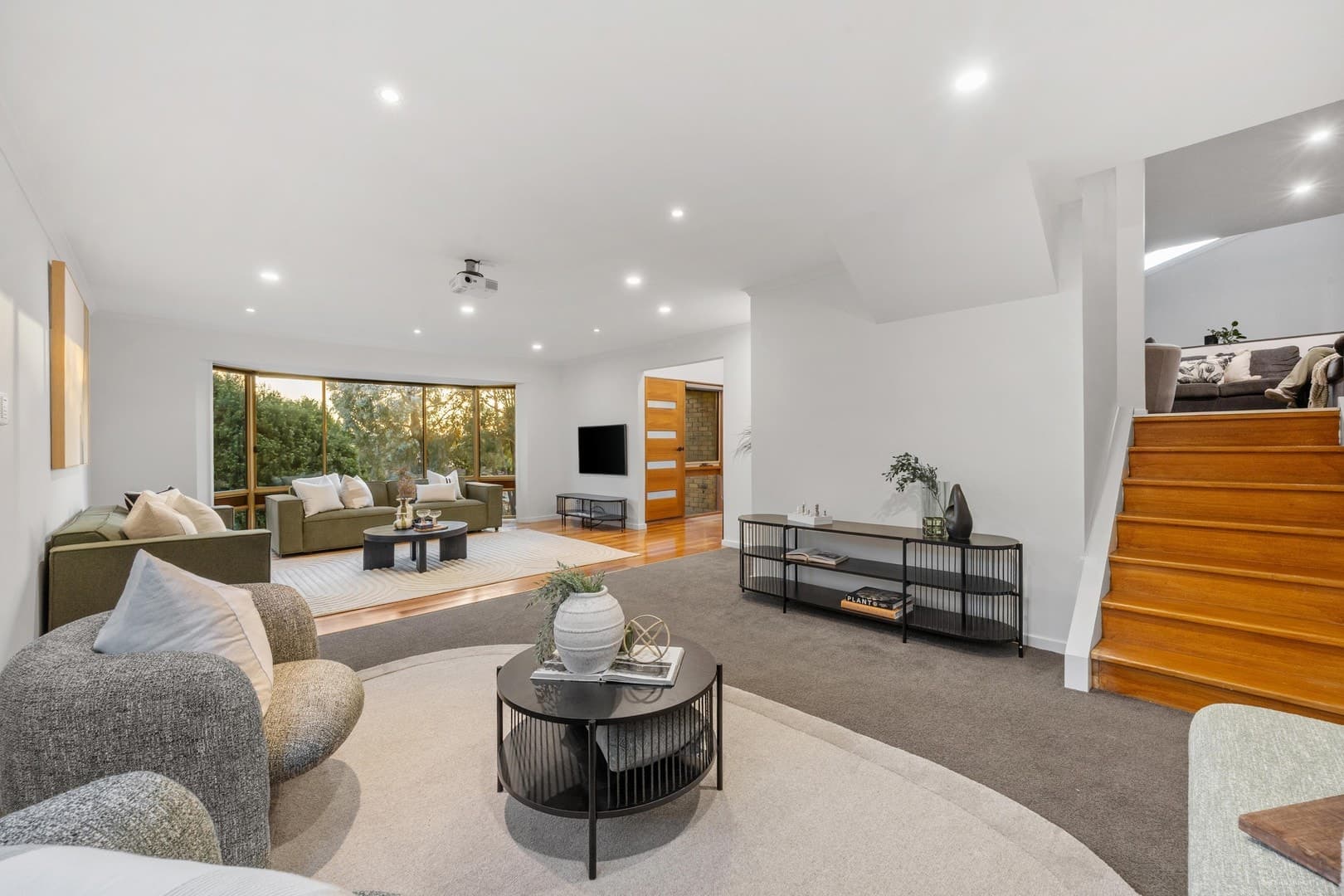 4 Falconhurst Court, Eltham, VIC 3095, Eltham - Thumbnail 4