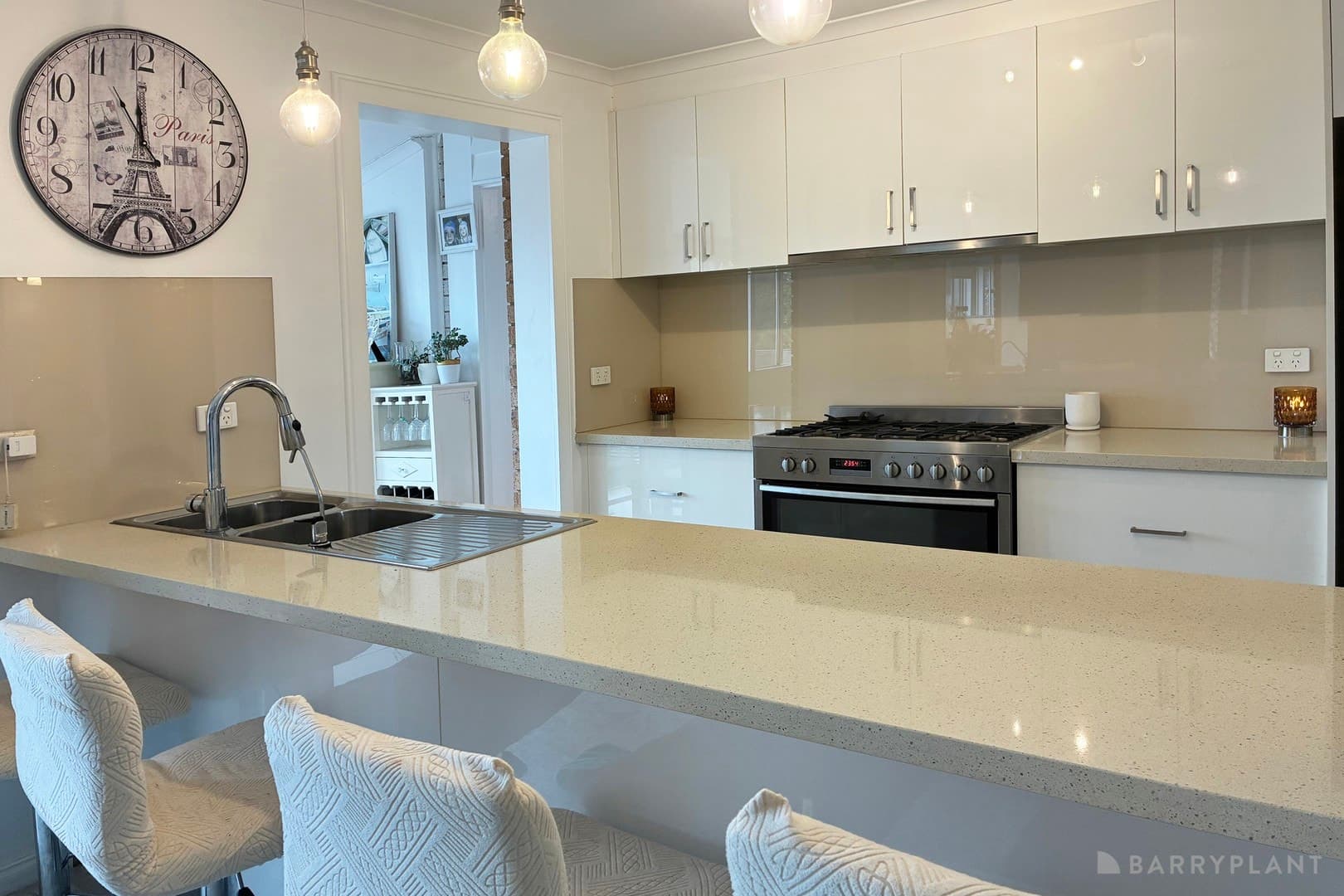 17 Gray Close, Endeavour Hills, VIC 3802, Endeavour Hills - Thumbnail 4