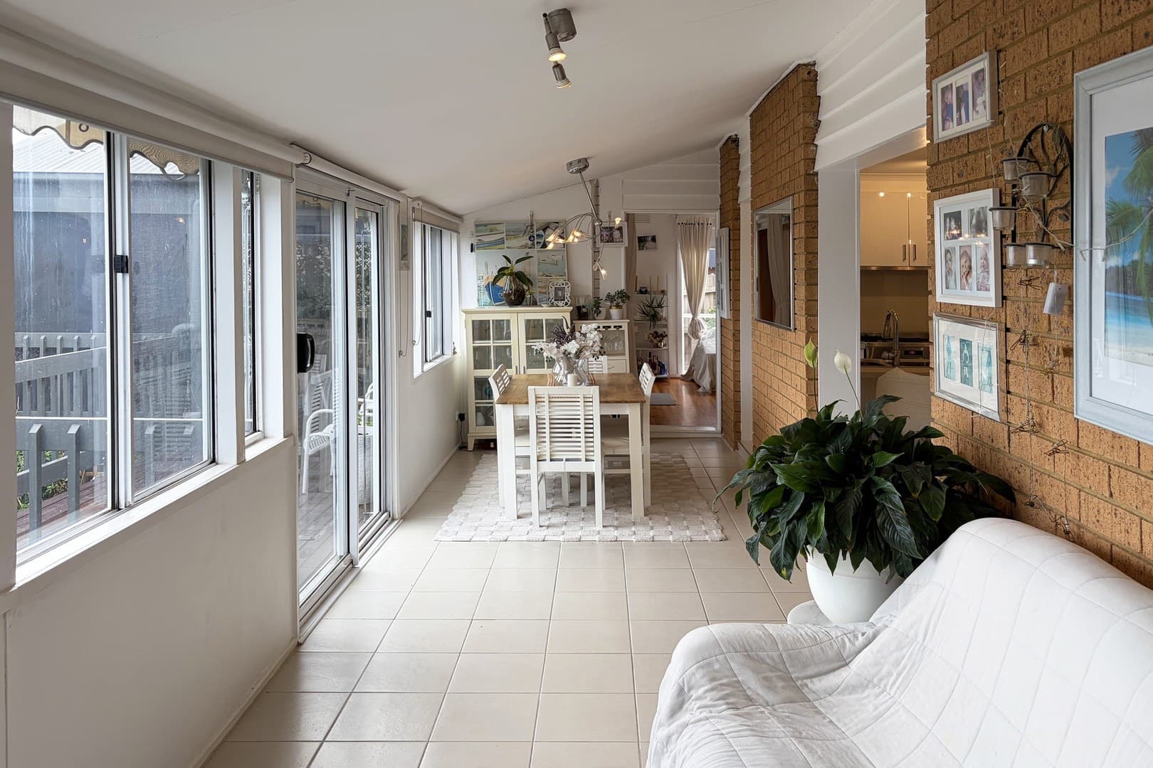 17 Gray Close, Endeavour Hills, VIC 3802, Endeavour Hills - Thumbnail 6