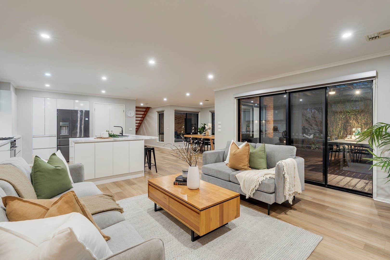 5 Whitby Place, Craigieburn, VIC 3064, Craigieburn - Thumbnail 6