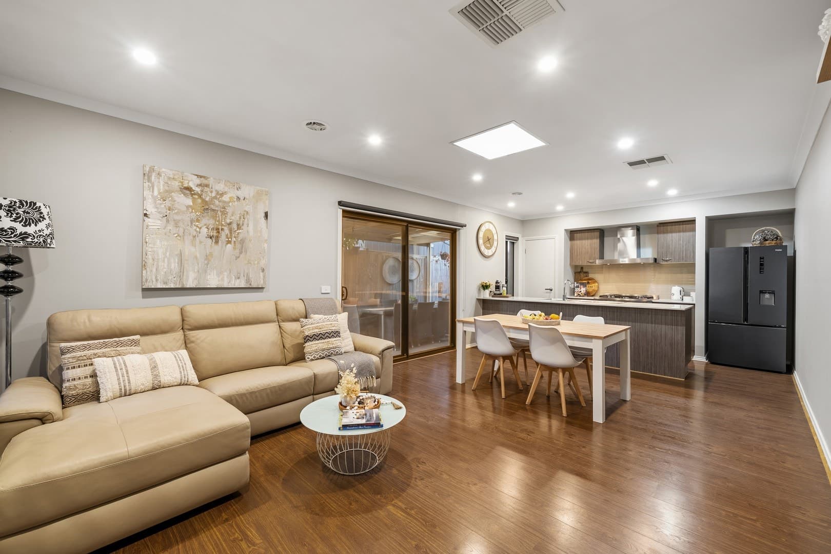6 Wilde Street, Fraser Rise, VIC 3336, Fraser Rise - Thumbnail 2