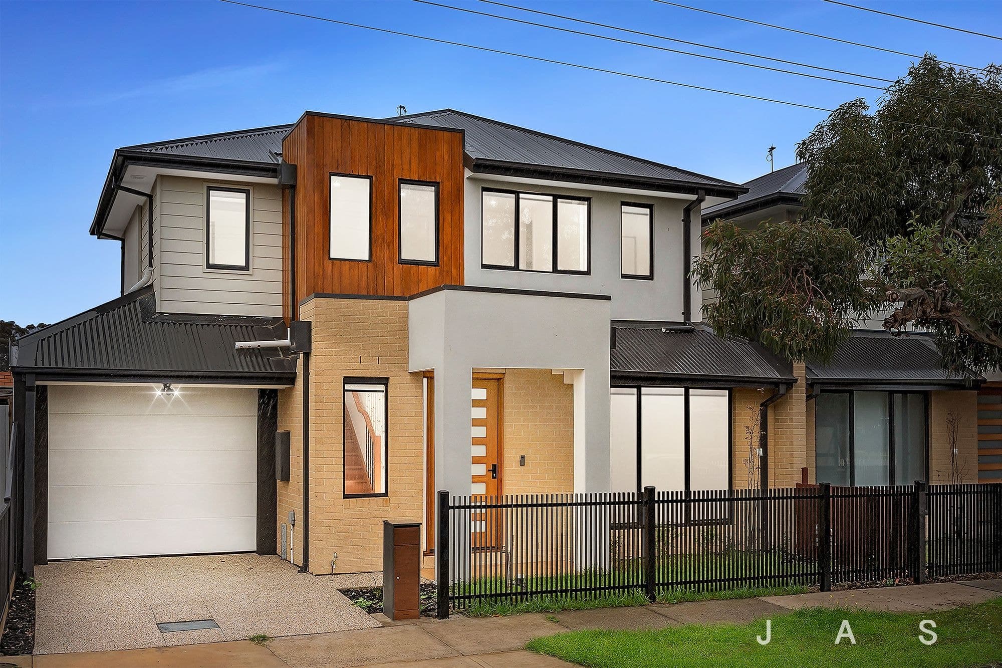 2B Second Avenue Altona North VIC, Altona North - Thumbnail 2