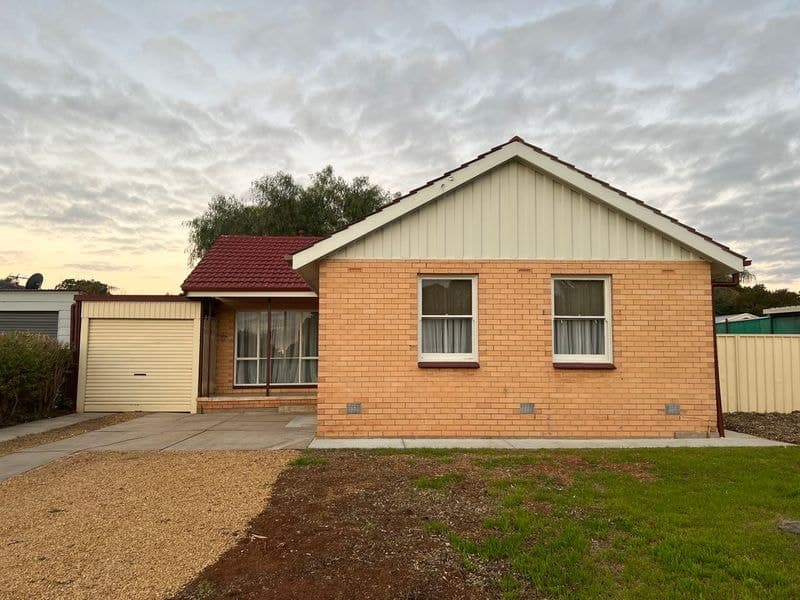 62 St Leonard Crescent, Elizabeth Downs SA 5113, Elizabeth Downs - Image 1