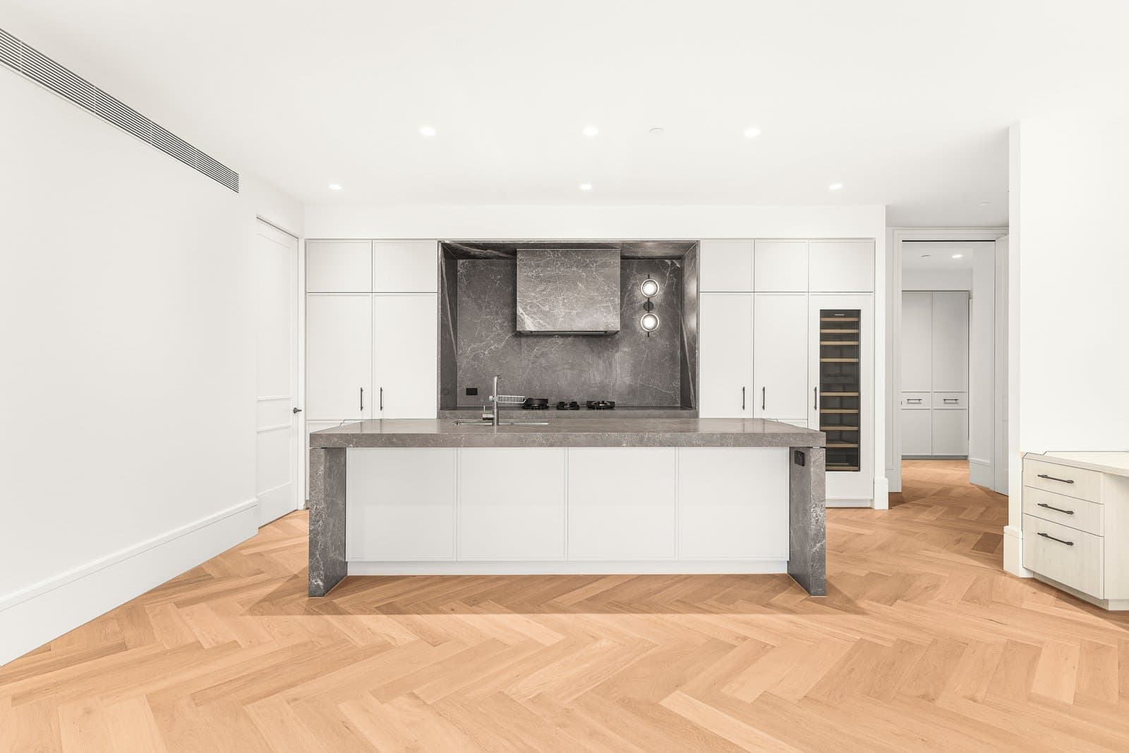 302/376 Albert Street, East Melbourne - Image 1