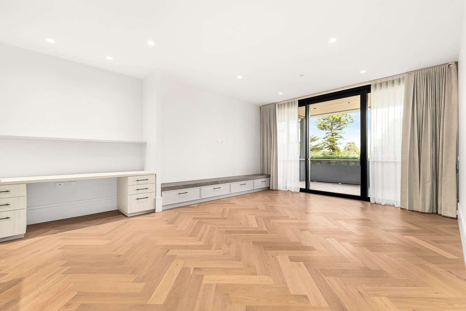 302/376 Albert Street, East Melbourne - Thumbnail 5