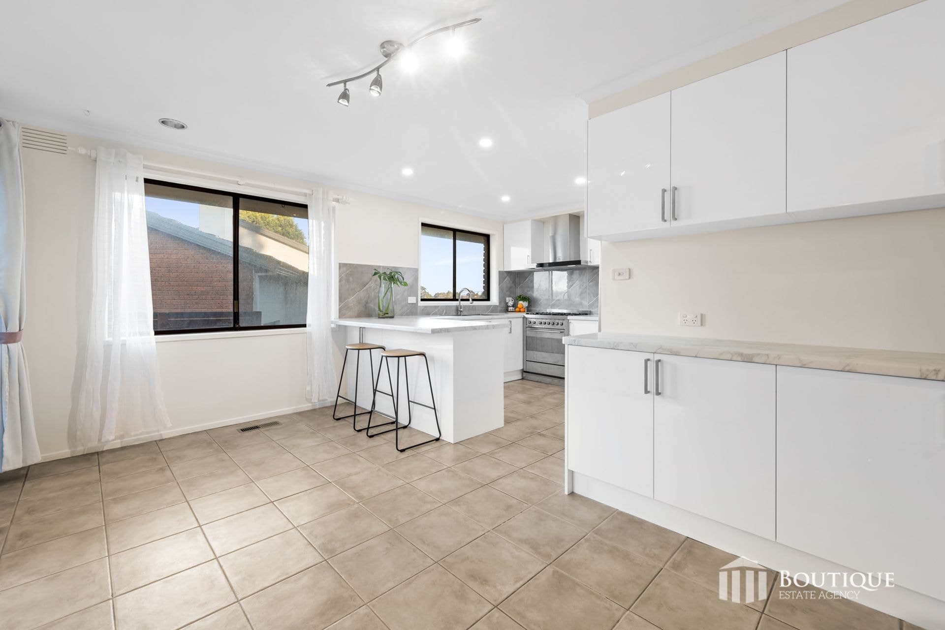 19 Kaye Court, Dandenong North, Dandenong North - Thumbnail 4