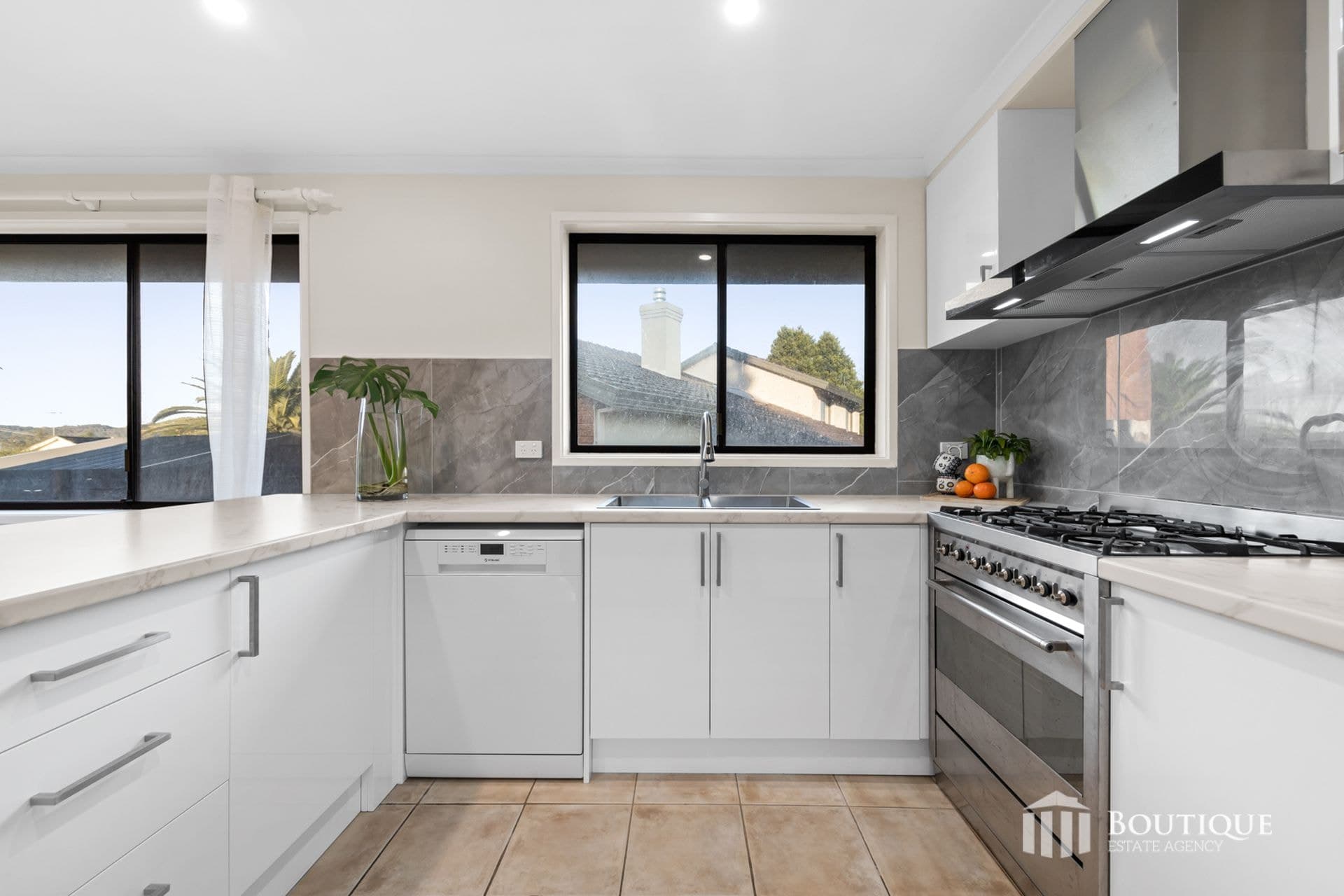 19 Kaye Court, Dandenong North, Dandenong North - Thumbnail 6