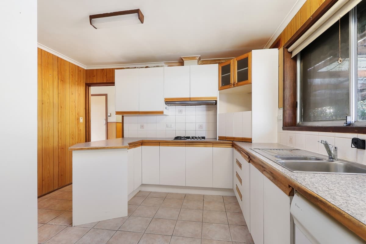 38 Faraday Road, Croydon South VIC 3136, Croydon South - Thumbnail 2