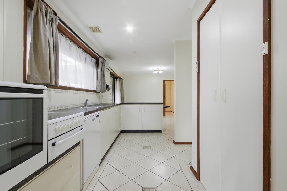 60 Crinigan Road, Morwell VIC 3840, Morwell - Thumbnail 3