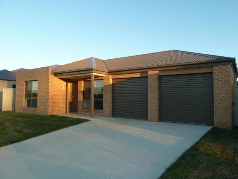 14 Hunter Street, Wodonga VIC 3690, Wodonga - Image 1