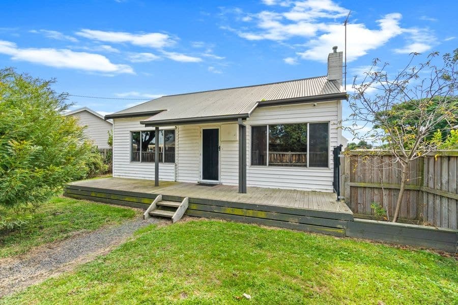 2 Johnson Crescent, Traralgon VIC 3844, Traralgon - Image 1