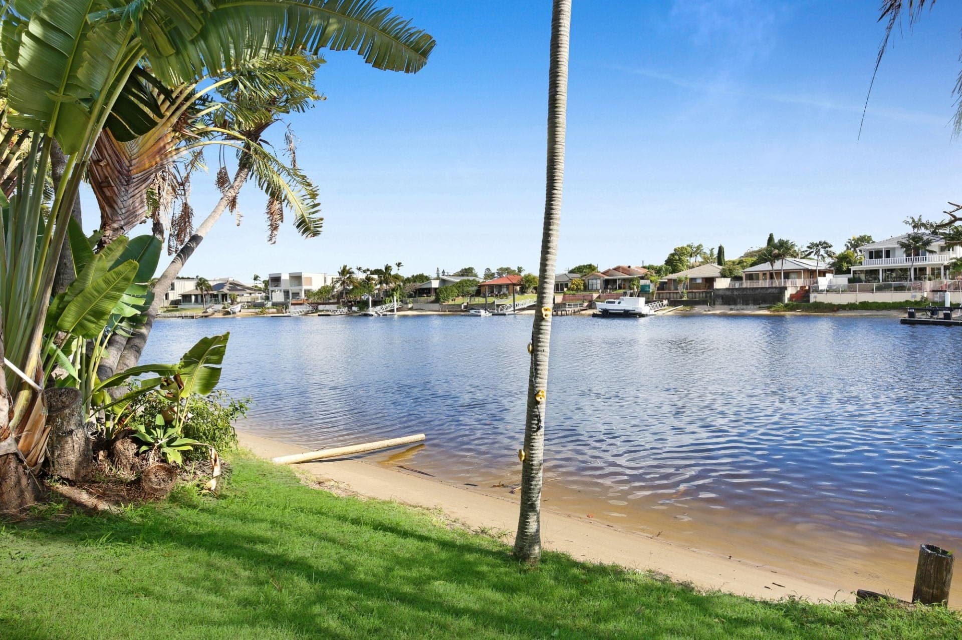 1 & 2/8 Orvieto Avenue, Mermaid Waters, Mermaid Waters - Thumbnail 2