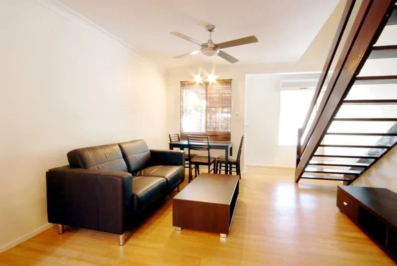 4/9 Pleasant Drive, Cannonvale - Thumbnail 2