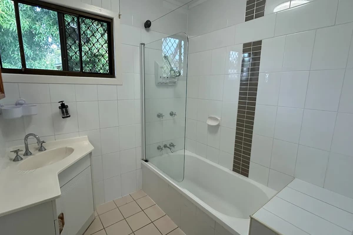 16 Waratah Street, Kin Kora, QLD, 4680, Kin Kora - Thumbnail 5