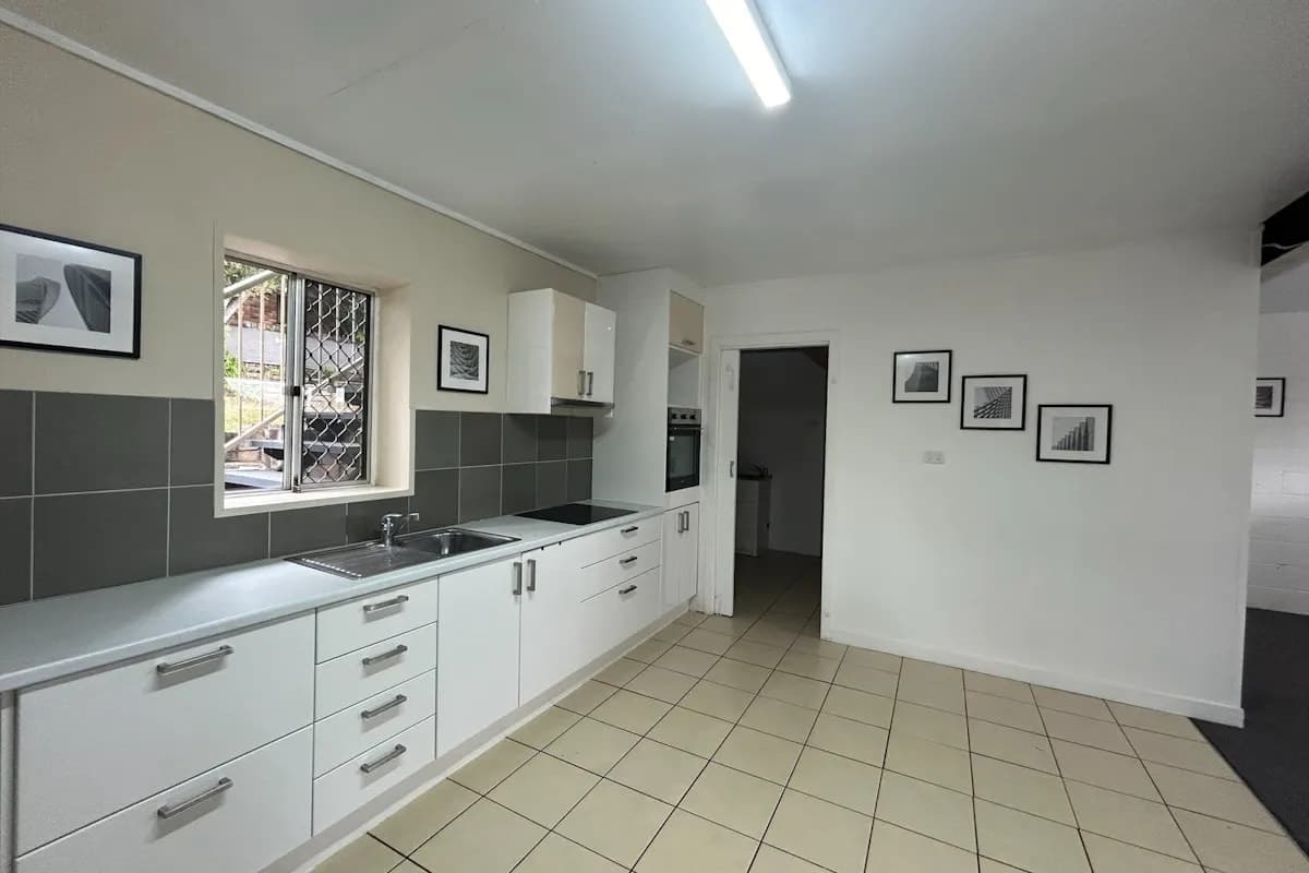 16 Waratah Street, Kin Kora, QLD, 4680, Kin Kora - Thumbnail 8