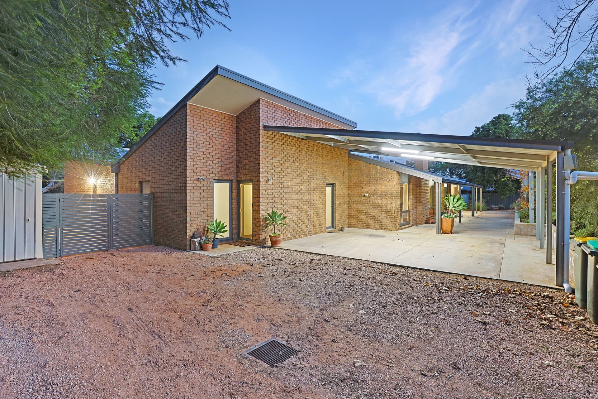 183 First Street, Nichols Point, Nichols Point - Thumbnail 2