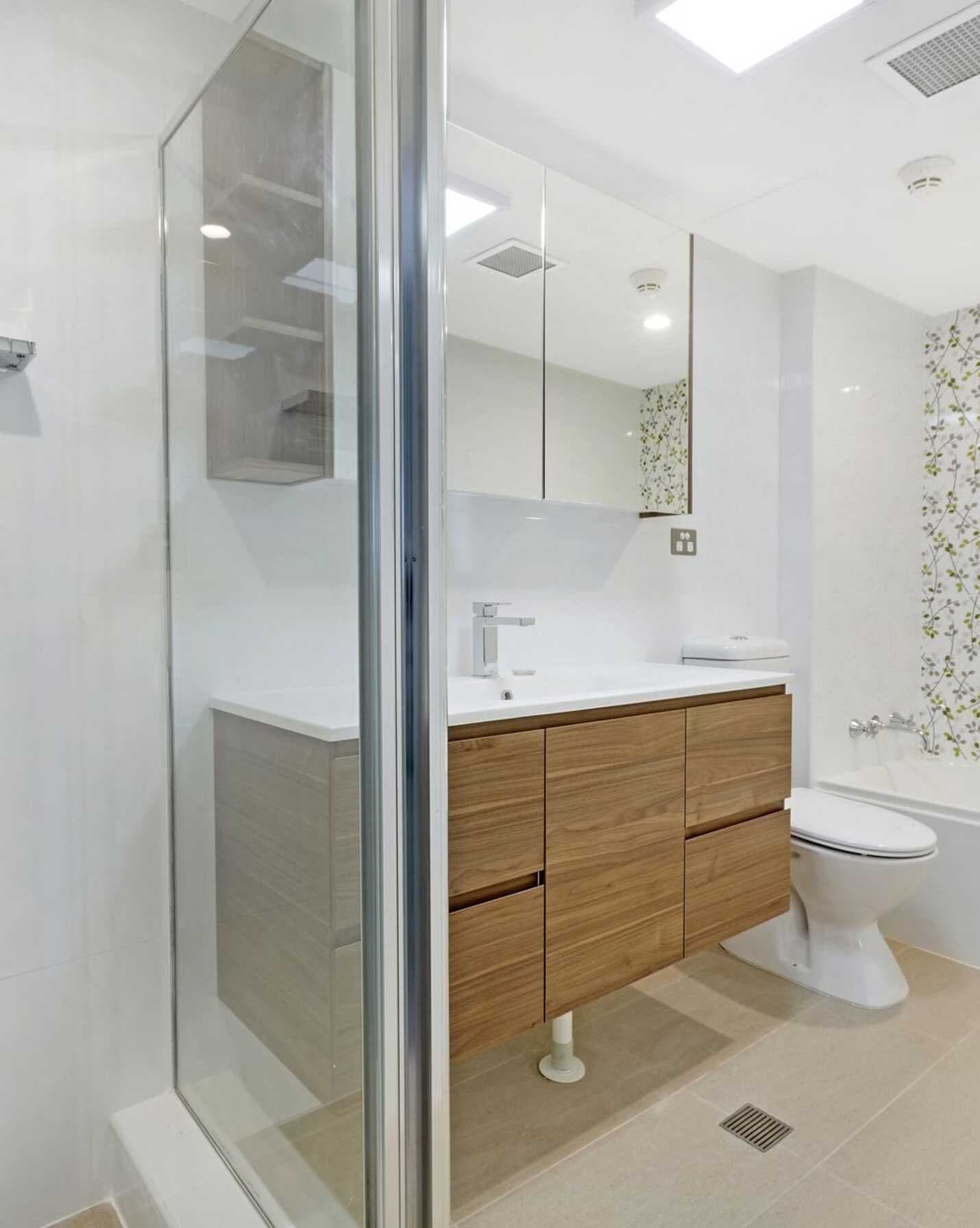 1703/73 Victoria Street Potts Point, Point - Thumbnail 4