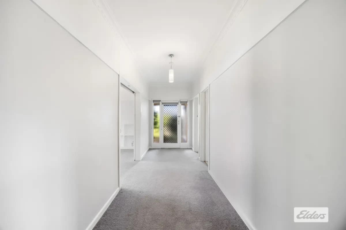 10 Barnes Street, Stawell, VIC, 3380, Stawell - Thumbnail 2