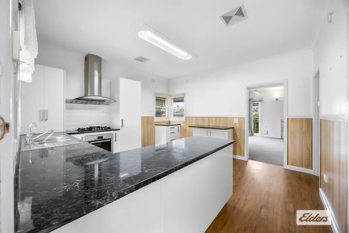 10 Barnes Street, Stawell, VIC, 3380, Stawell - Thumbnail 4