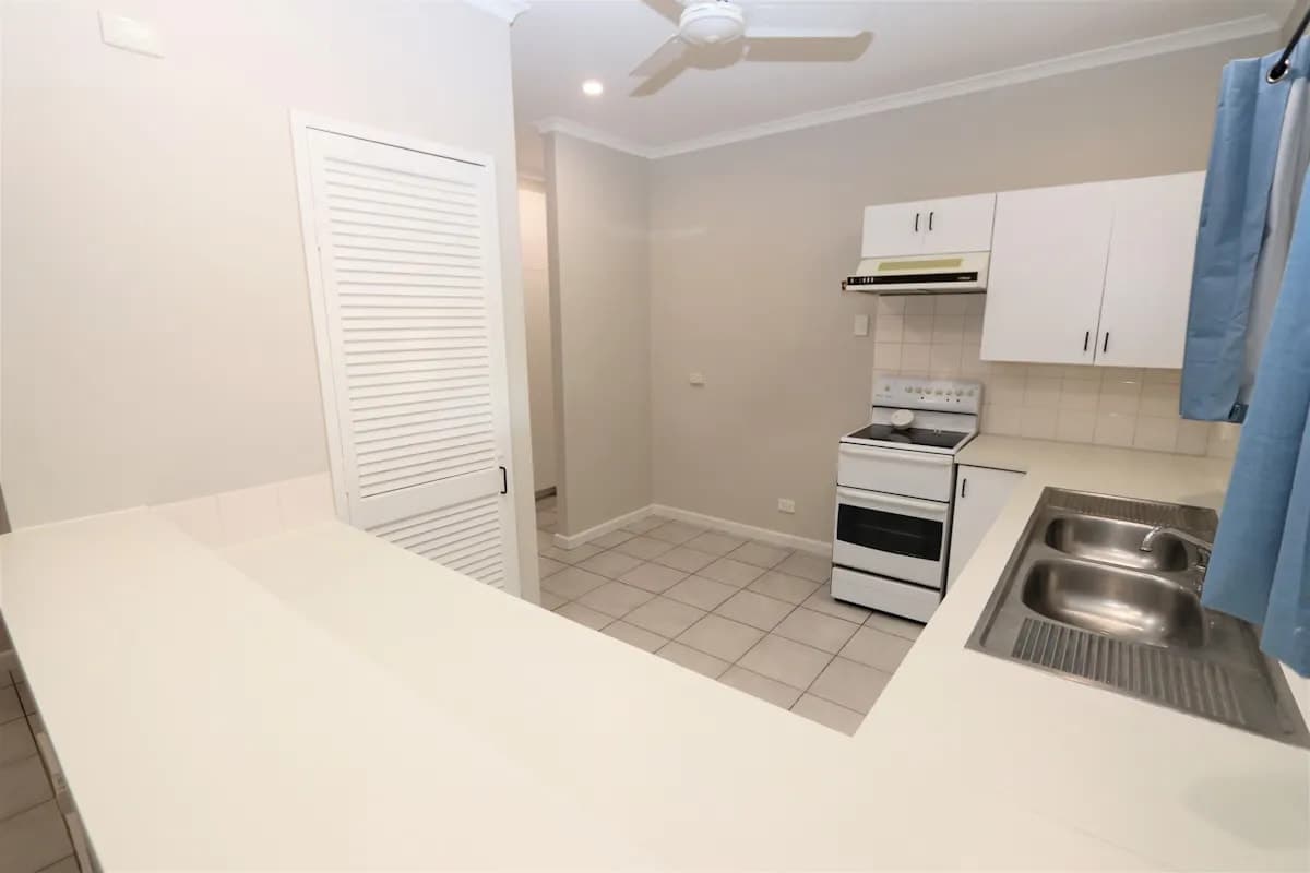 11 Hibiscus Court, Katherine, NT, 0850, Katherine - Thumbnail 2