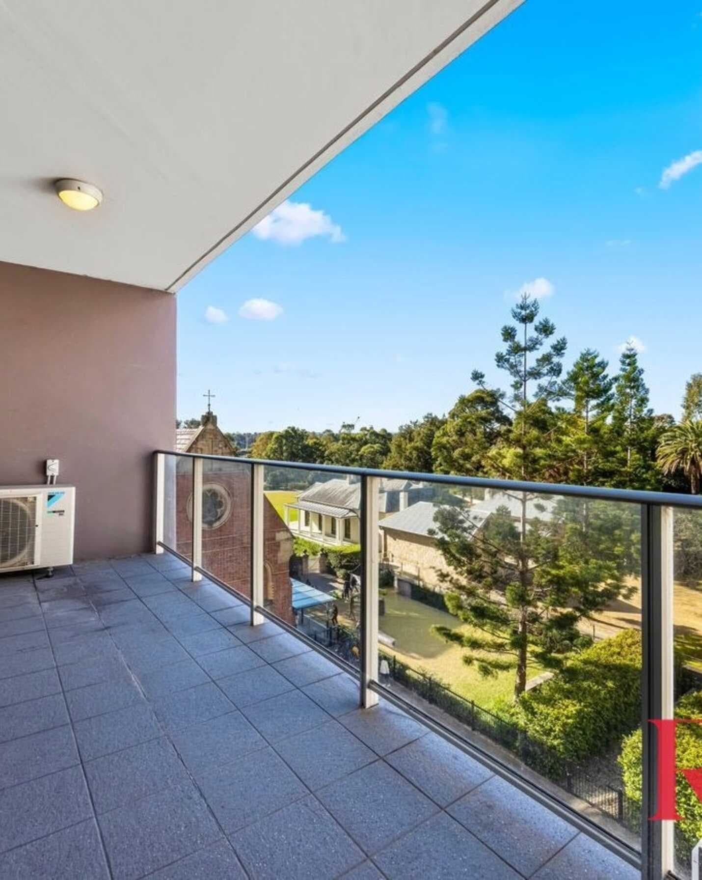 503/8 Brodie Spark Drive Wolli Creek, Creek - Image 1