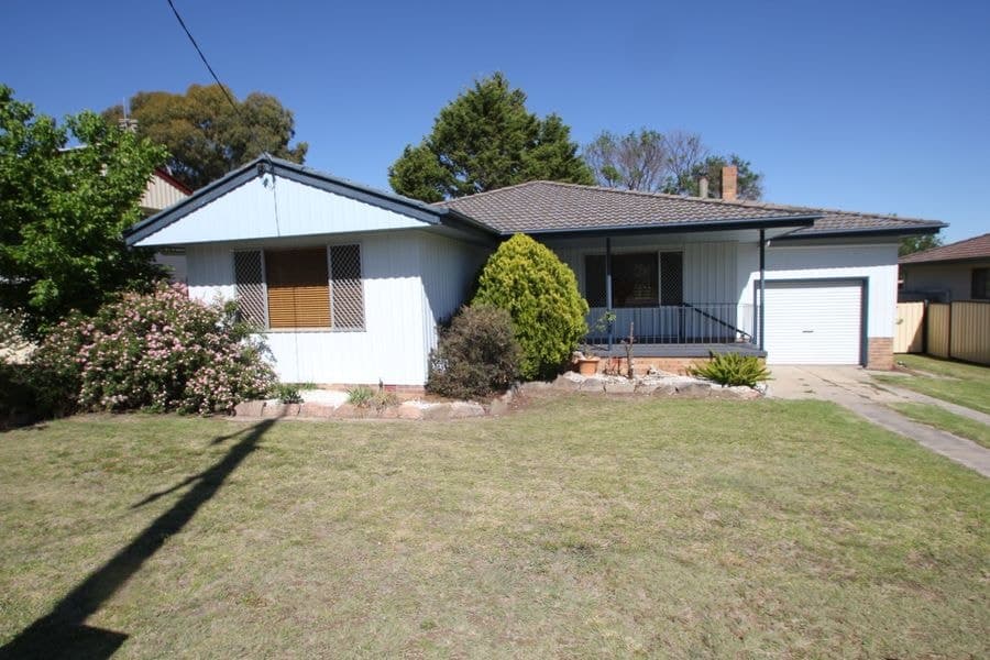 78 Logan Street, Tenterfield NSW 2372, Tenterfield - Image 1