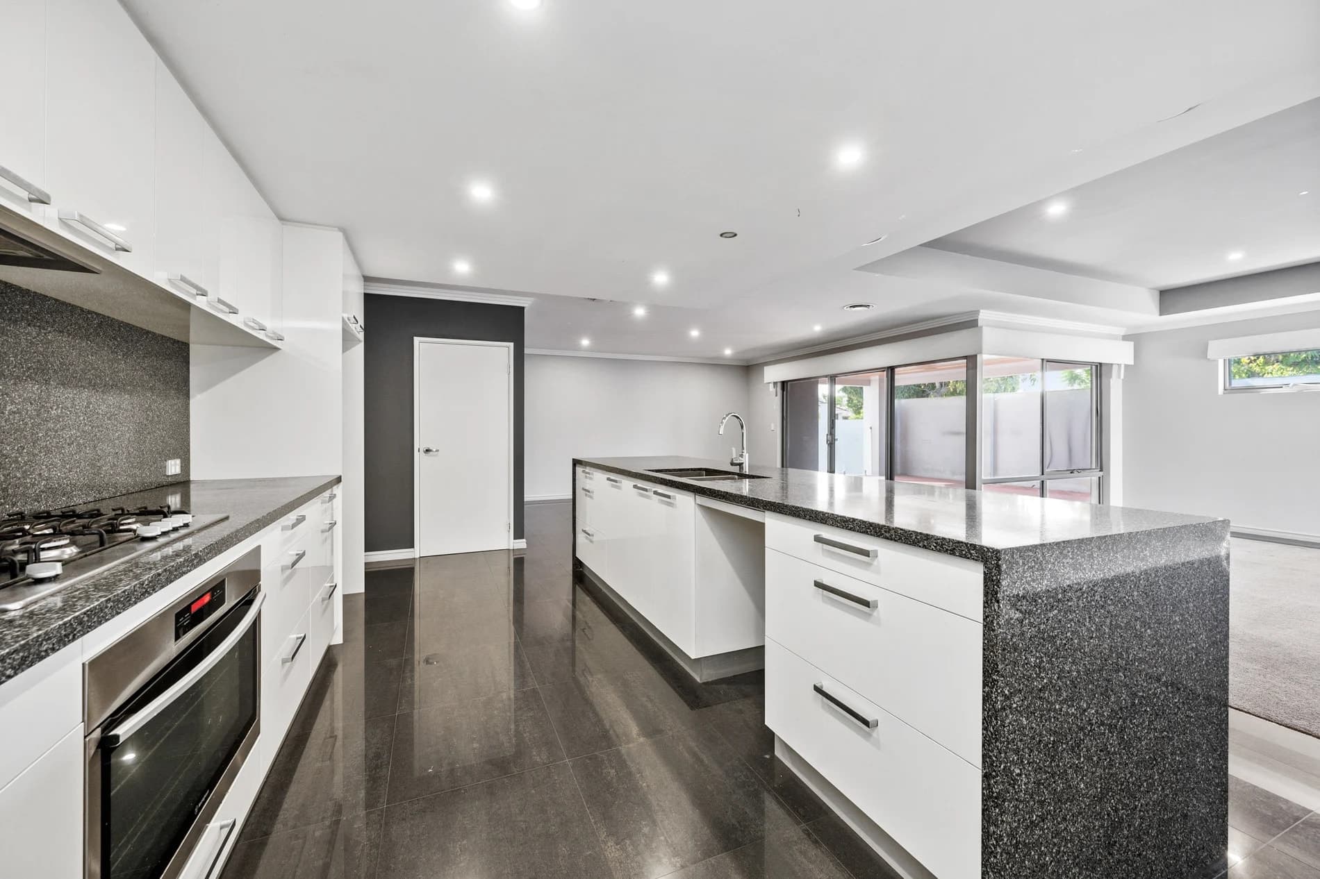 6/27 Falkirk Avenue, MAYLANDS WA 6051, Morley - Thumbnail 7
