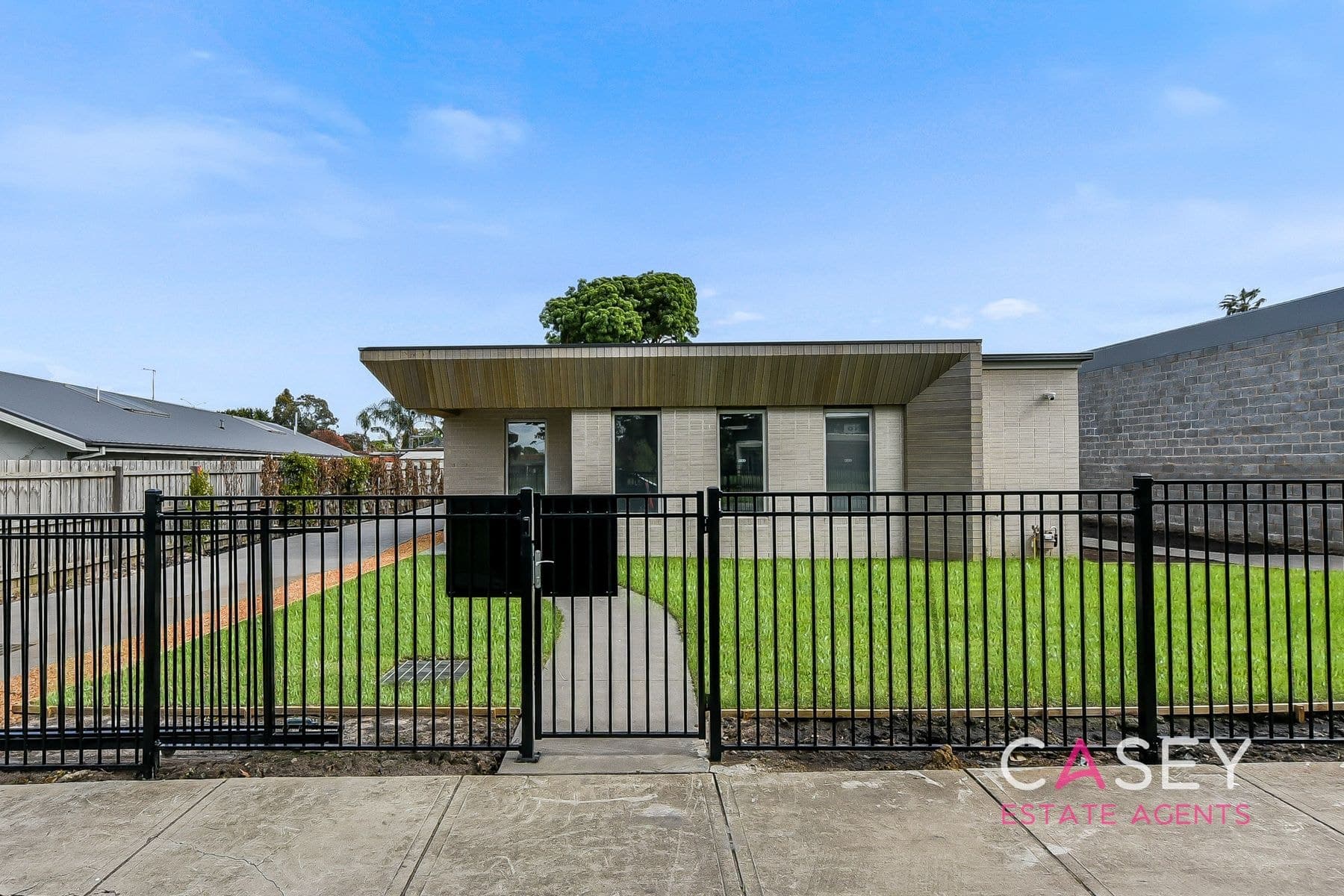 50 Childers Street, Cranbourne - Thumbnail 3