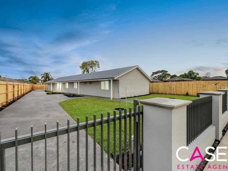 2/52 Childers Street, Cranbourne - Image 1