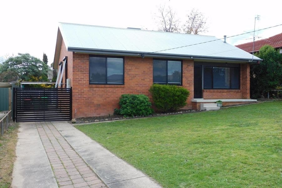 82 Wilson Street, Wodonga VIC 3690, Wodonga - Image 1