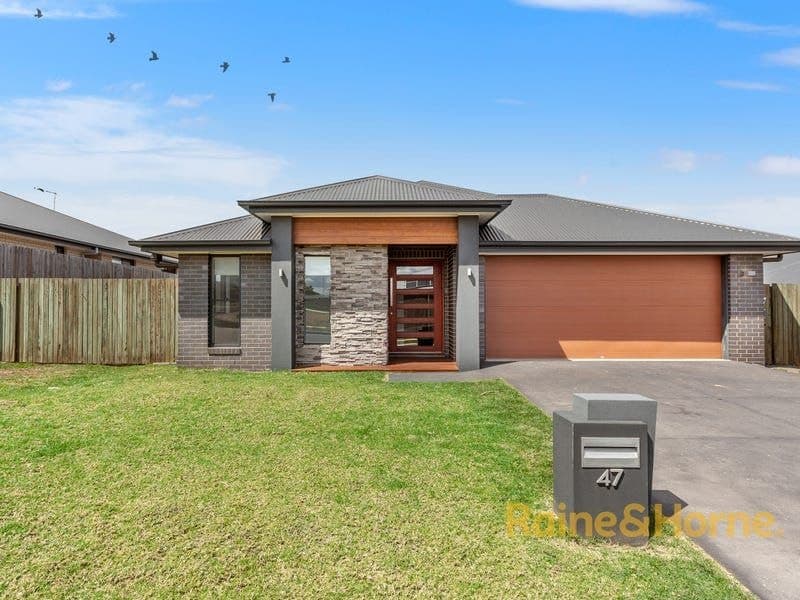 47 Shelby Street, Glenvale QLD 4350, Glenvale - Image 1
