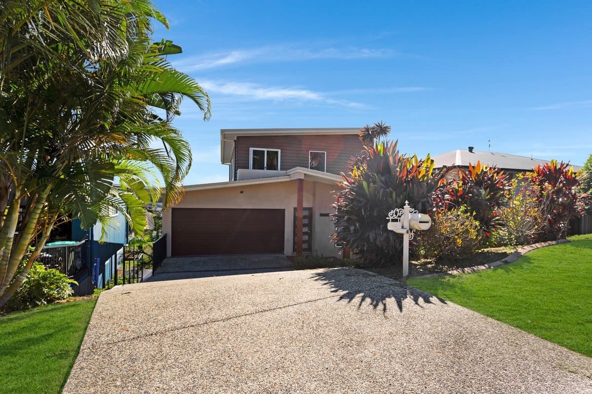 61 Sky Royal Terrace, BURLEIGH HEADS QLD 4220, Burleigh Heads Property Image - Thumbnail 2