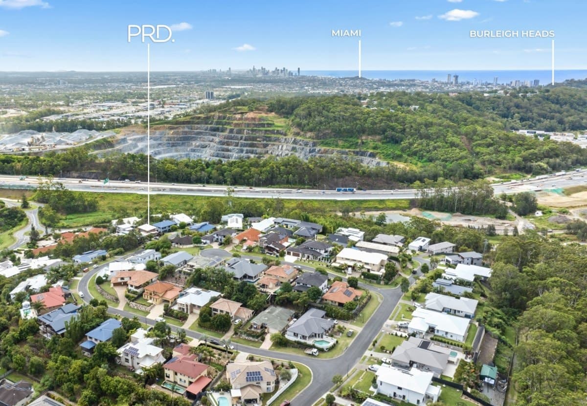61 Sky Royal Terrace, BURLEIGH HEADS QLD 4220, Burleigh Heads Property Image - Thumbnail 3