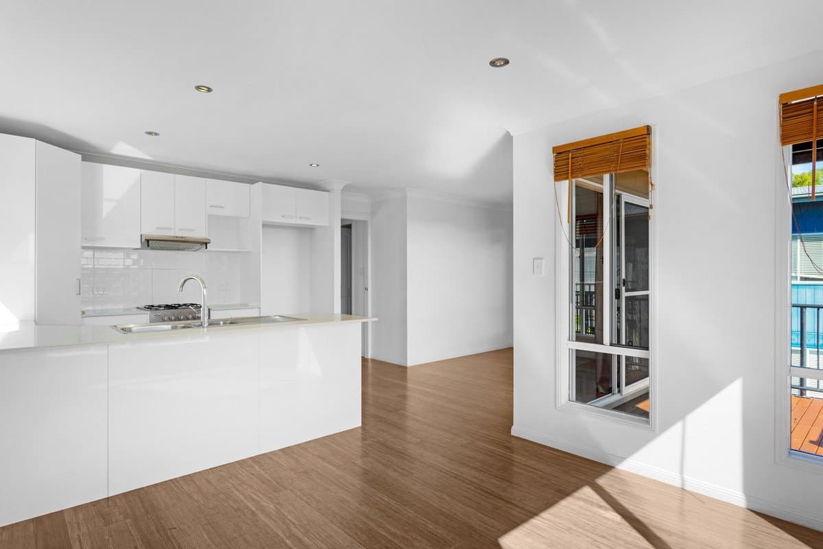 61 Sky Royal Terrace, BURLEIGH HEADS QLD 4220, Burleigh Heads Property Image - Thumbnail 7