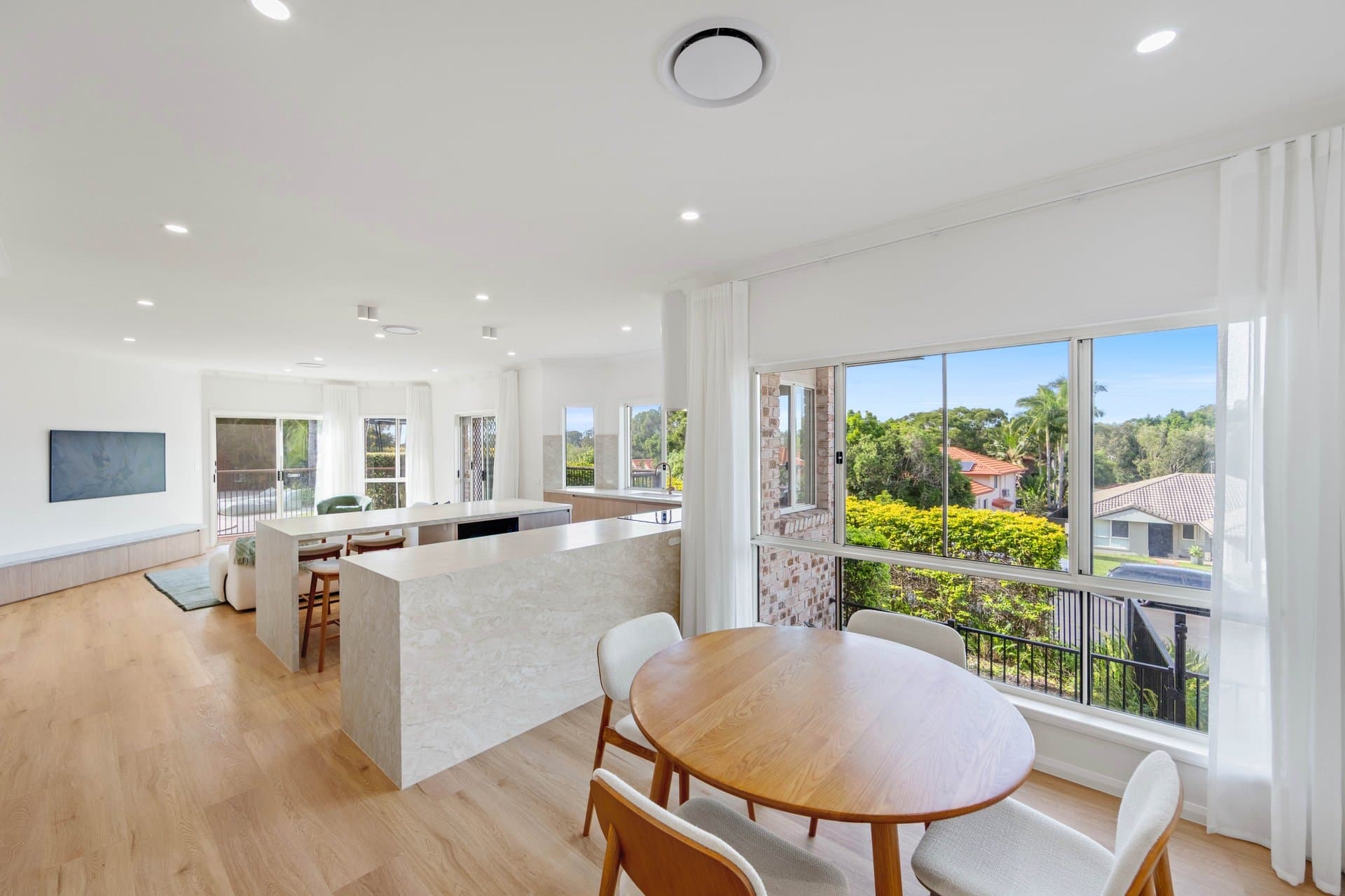34 Breakwater Road, ROBINA QLD 4226, Robina - Thumbnail 3
