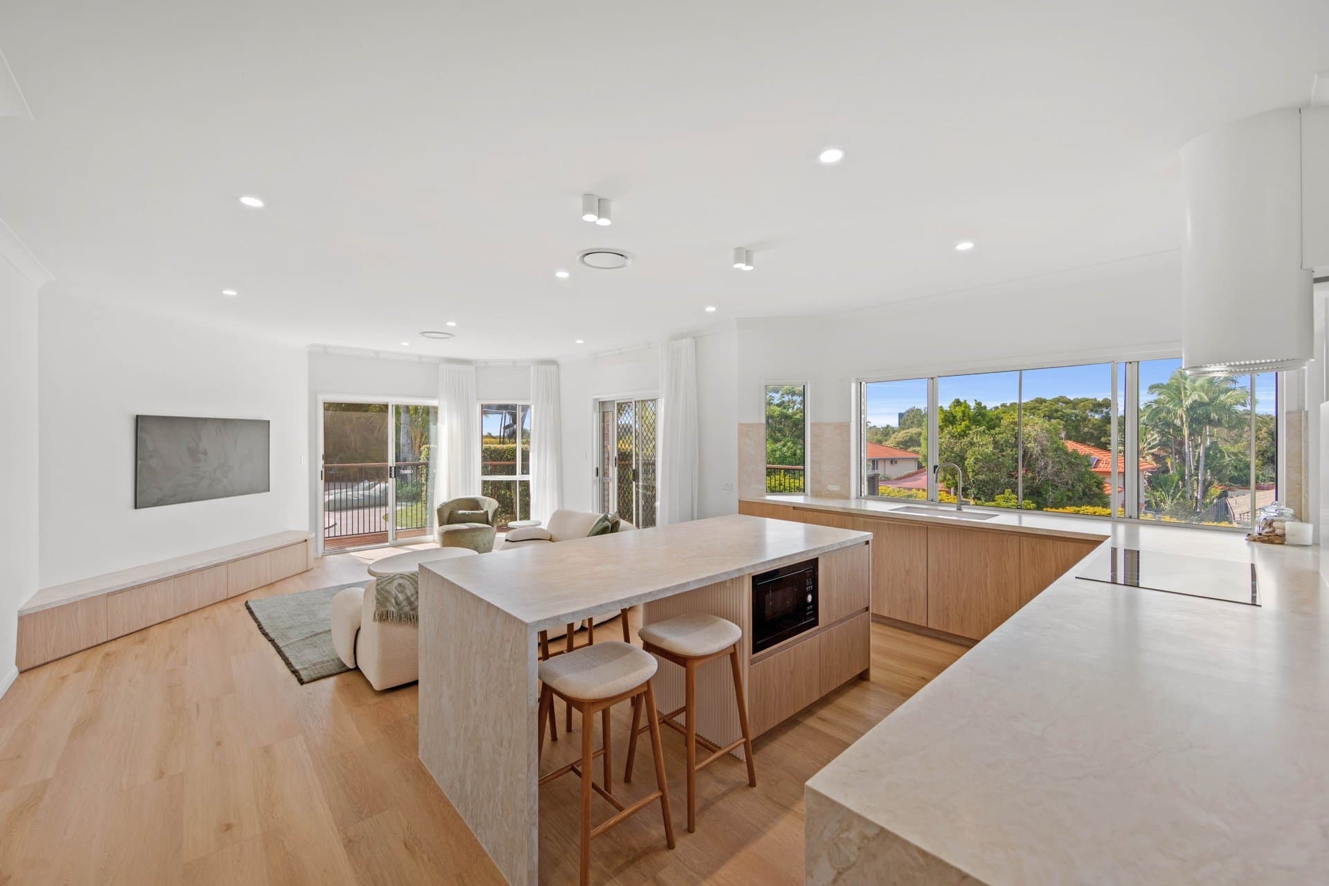34 Breakwater Road, ROBINA QLD 4226, Robina - Thumbnail 4