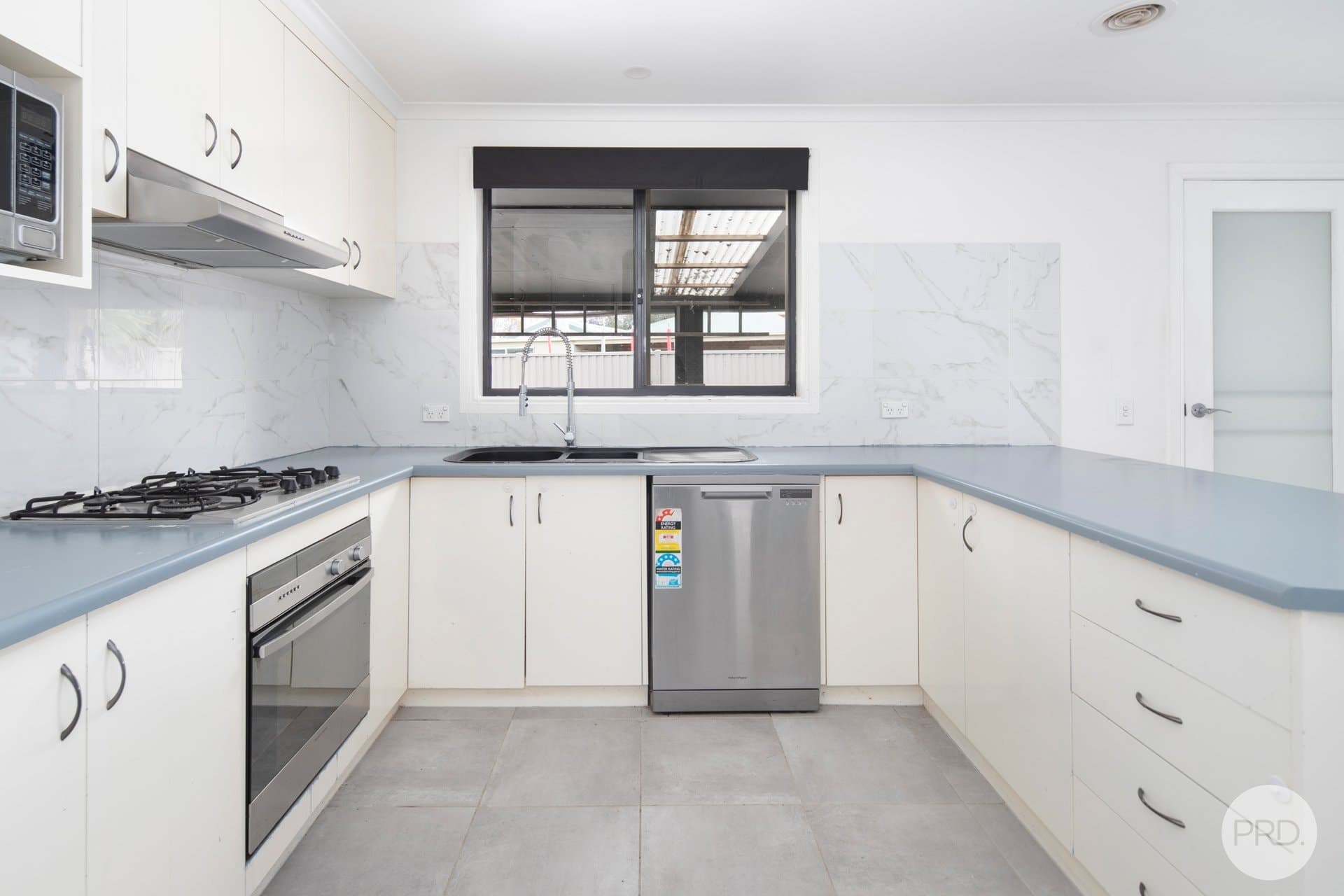 30 Webster Drive, SEBASTOPOL VIC 3356, Sebastopol - Thumbnail 2
