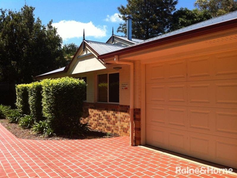 2/2 Llewellyn Street, Centenary Heights QLD 4350, Centenary Heights - Image 1