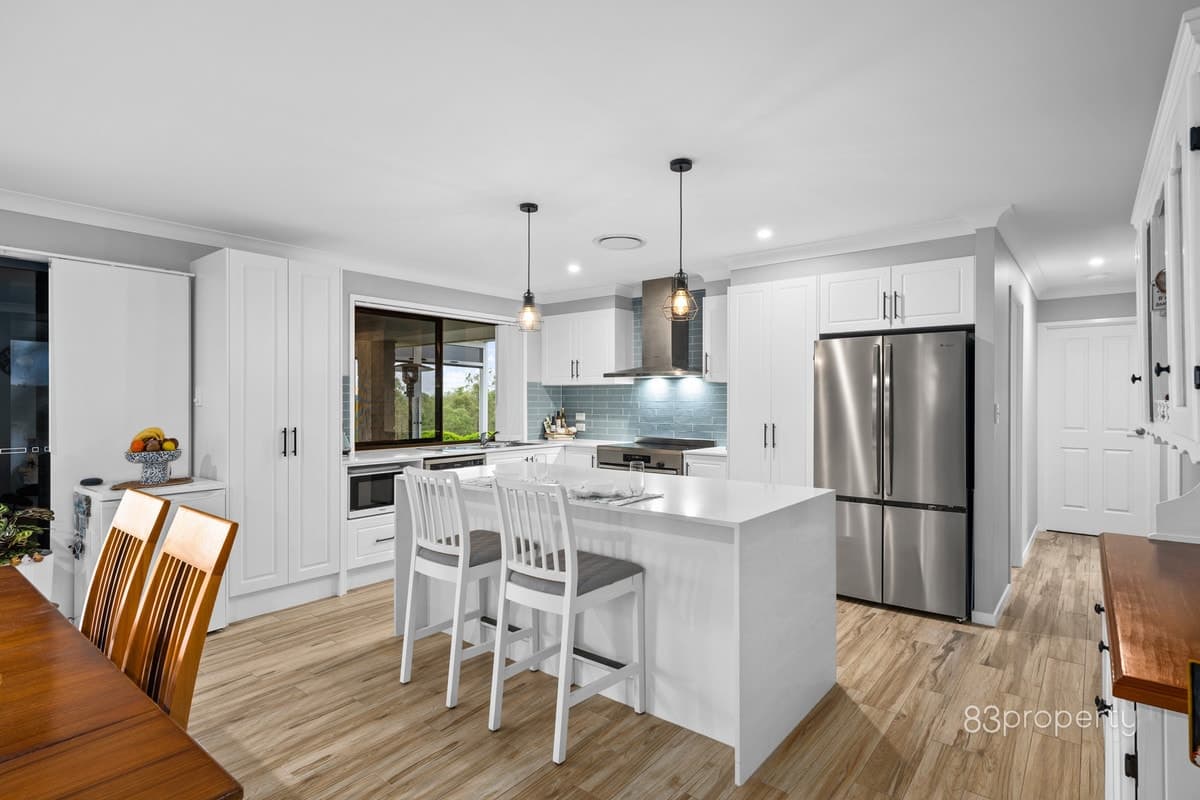 2 Bellfield Place, Kensington Grove QLD 4341, Kensington Grove - Thumbnail 4