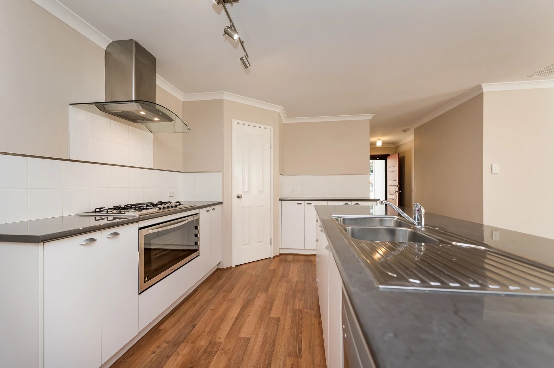 6/27 Falkirk Avenue, MAYLANDS WA 6051, Embleton - Thumbnail 7