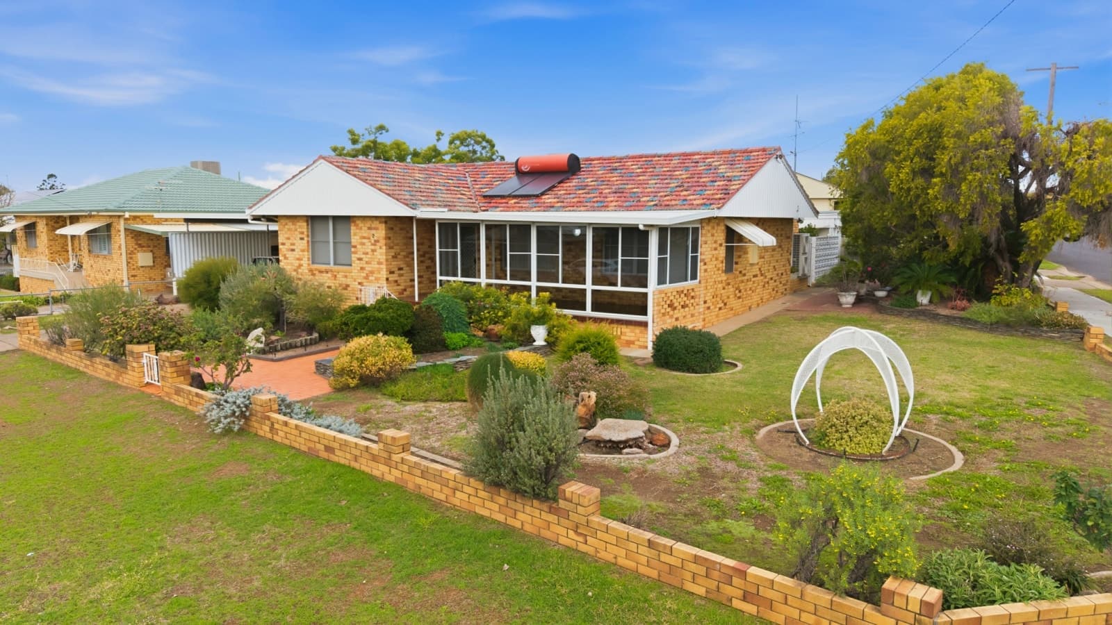 2 Oak Street, TAMWORTH, Tamworth - Image 1