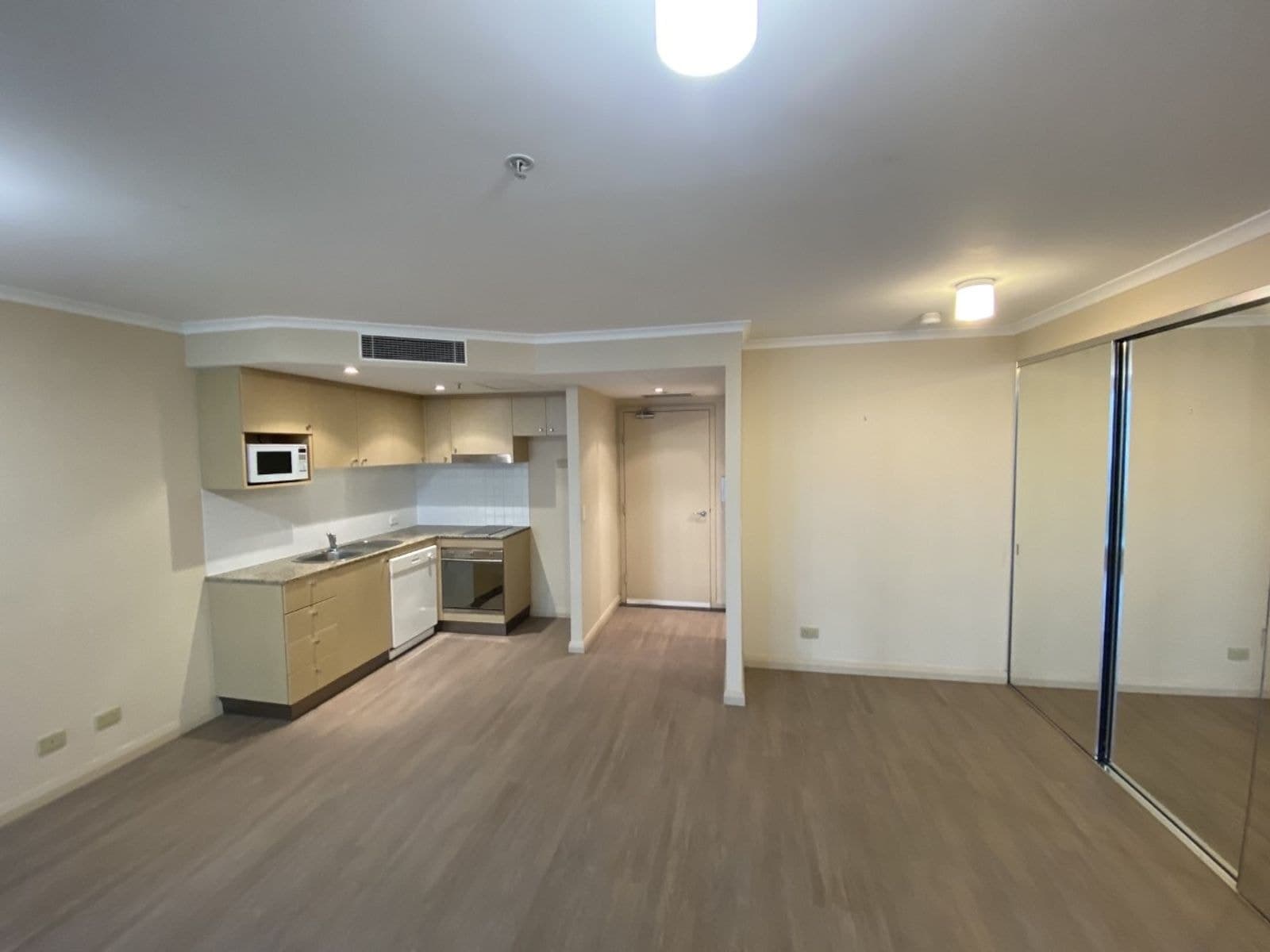 503/2B Help Street, Chatswood NSW 2067, Chatswood - Thumbnail 2